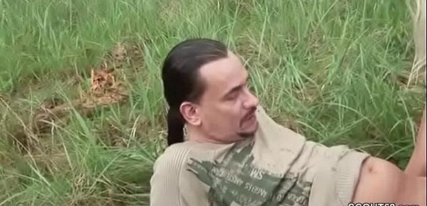 German MILF Politesse laesst sich Outdoor von Fremden Ficken